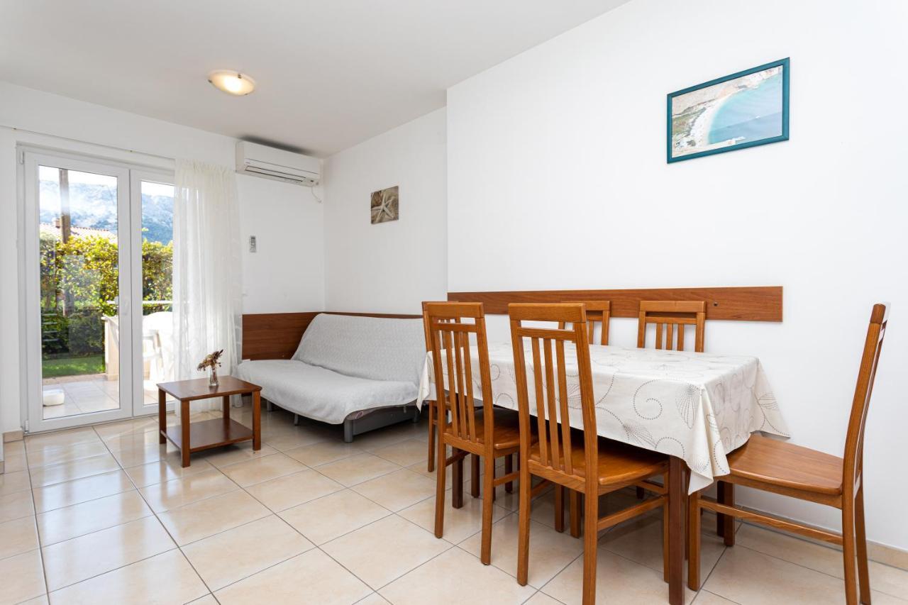 Apartments Crnekovic V Baška Esterno foto