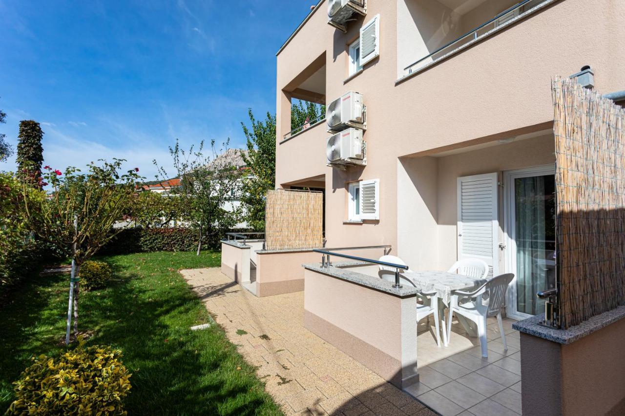Apartments Crnekovic V Baška Esterno foto