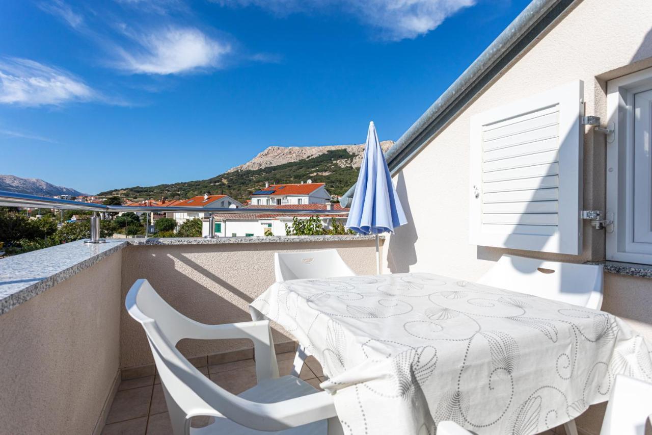 Apartments Crnekovic V Baška Esterno foto